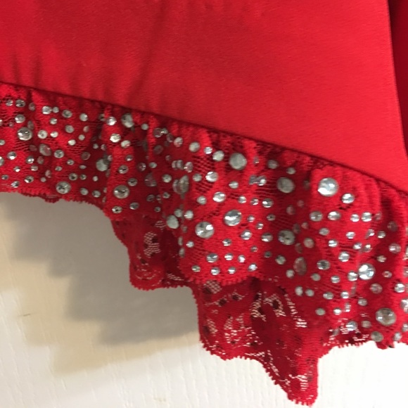 A size small pair of red shorts with rhinestones - Picture 5 of 8
